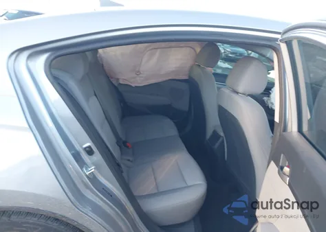 2017 Hyundai Elantra Se z USA, uszkodzony, nr VIN 5NPD74LF8HH107056